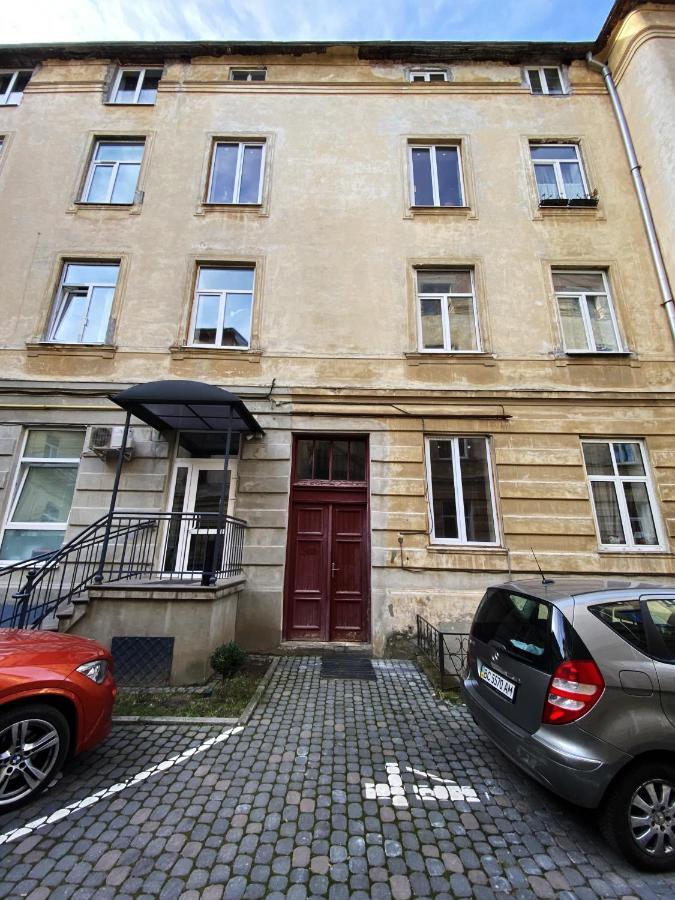 The Spirit Of Lviv In The Apartments Екстер'єр фото